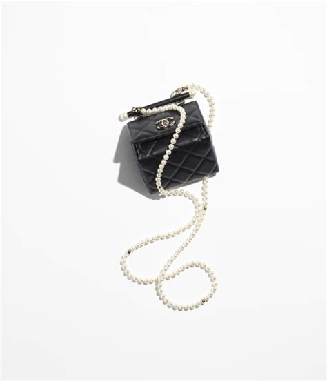 Clutch With Chain Lambskin, Imitation Pearls & Gold Metal Black